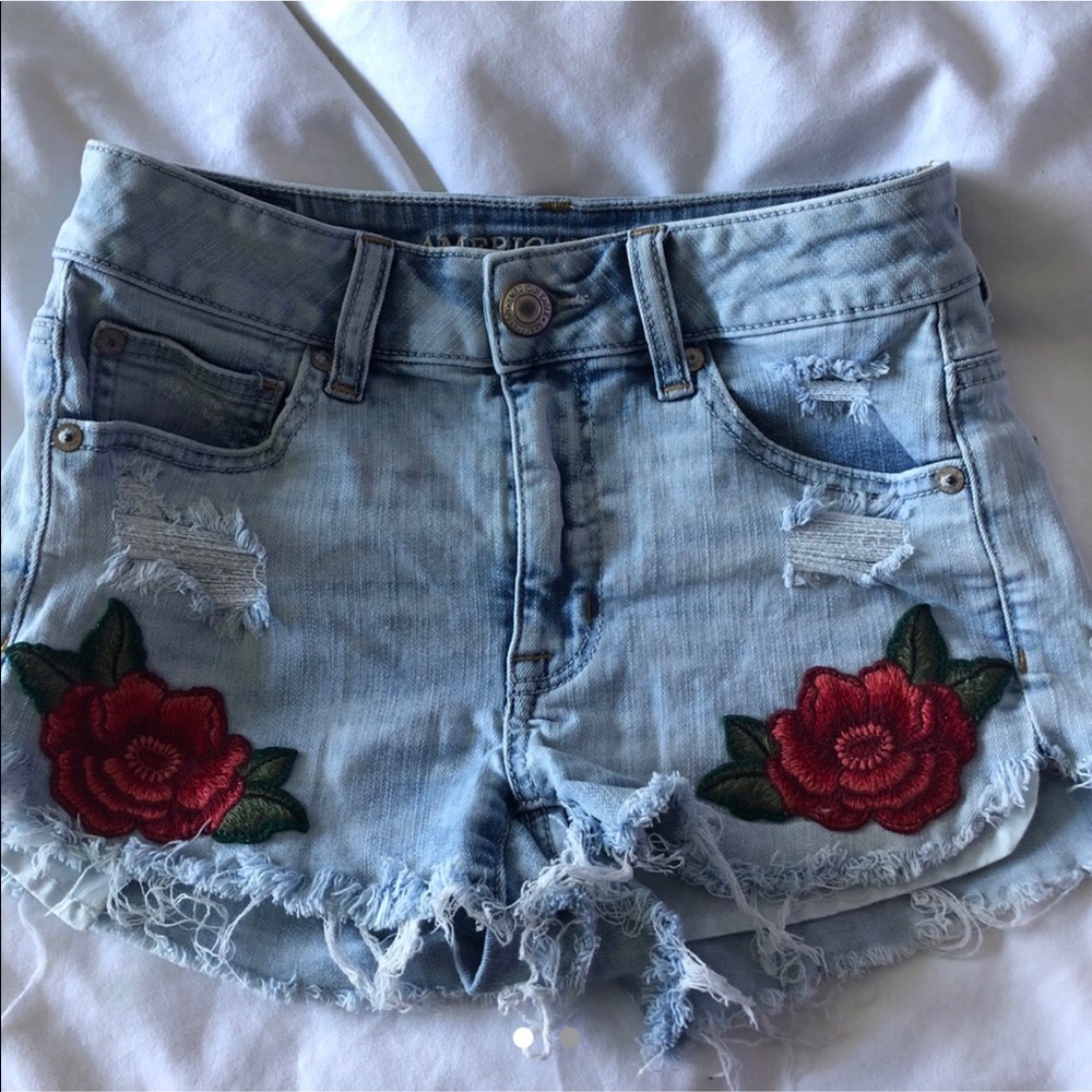 American Eagle Floral Shorts!